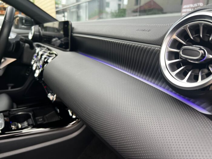 Mercedes-Benz CLA 250e Luxury Line - imagine 20