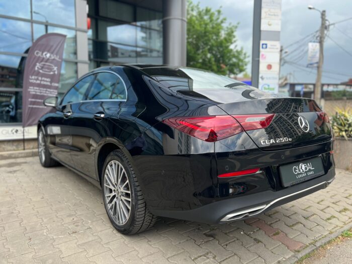 Mercedes-Benz CLA 250e Luxury Line - imagine 10