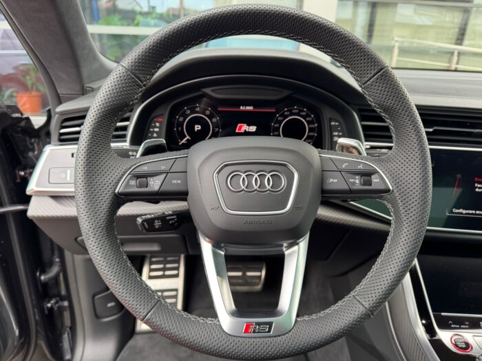 Audi RSQ8 4.0 TFSI Full Carbon - imagine 19