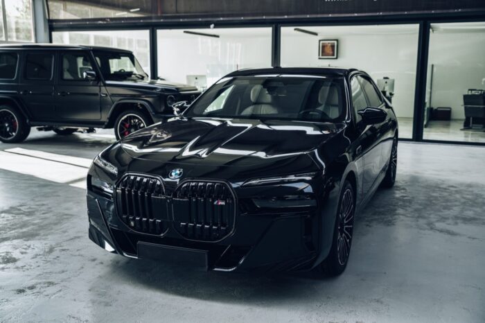 BMW 760e M-Sport xDrive - imagine 5