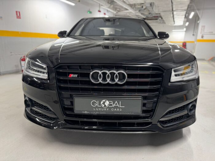 Audi S8 Plus - imagine 4