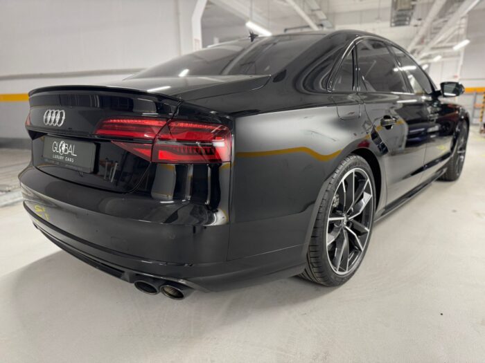 Audi S8 Plus - imagine 7