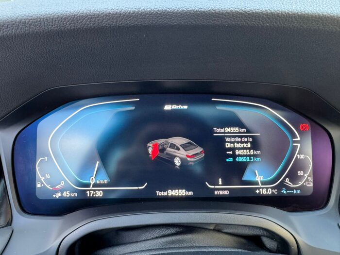 BMW 330e Luxury Line - imagine 20