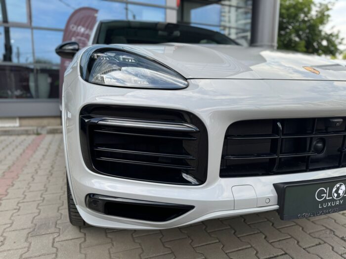 Porsche Cayenne Coupe eHybrid - imagine 4