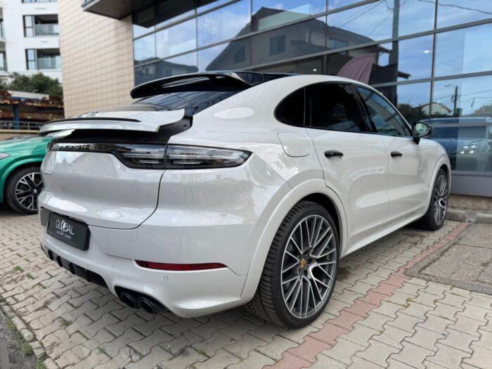 Porsche Cayenne Coupe eHybrid - imagine 8