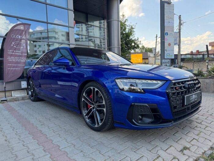 Audi S8 4.0TFSI Exclusive/Quattro