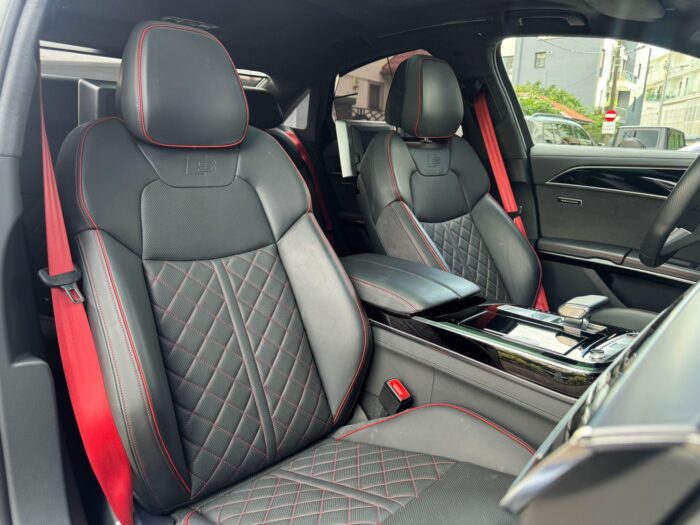 Audi S8 4.0TFSI Exclusive/Quattro - imagine 20
