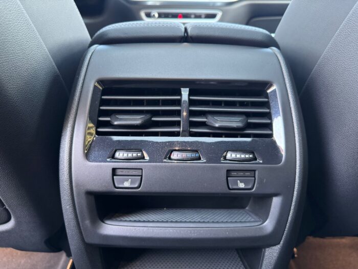 BMW X6 40i xDrive M-Sport - imagine 24