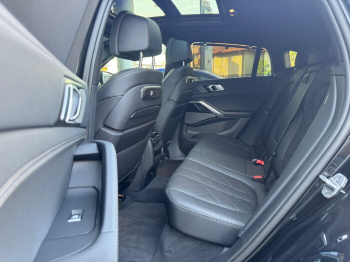 BMW X6 40i xDrive M-Sport - imagine 25