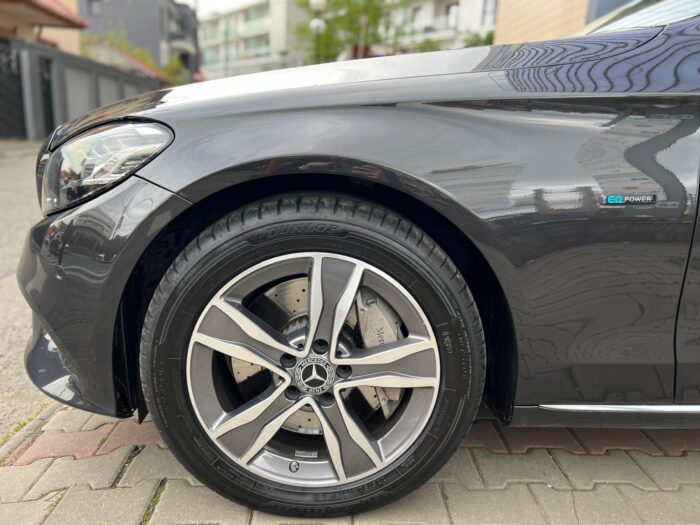 Mercedes-Benz C300de Avantgarde - imagine 6