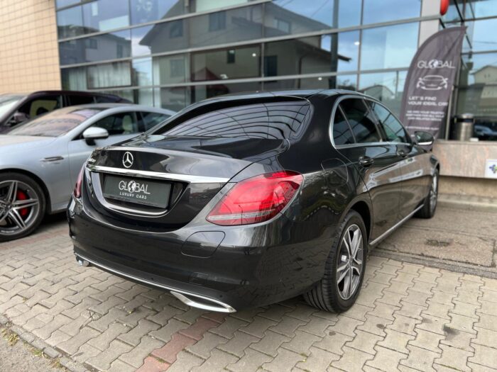 Mercedes-Benz C300de Avantgarde - imagine 8