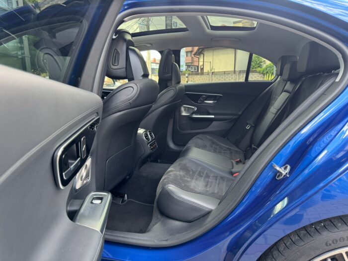 Mercedes-Benz C200 AMG 4Matic - imagine 13