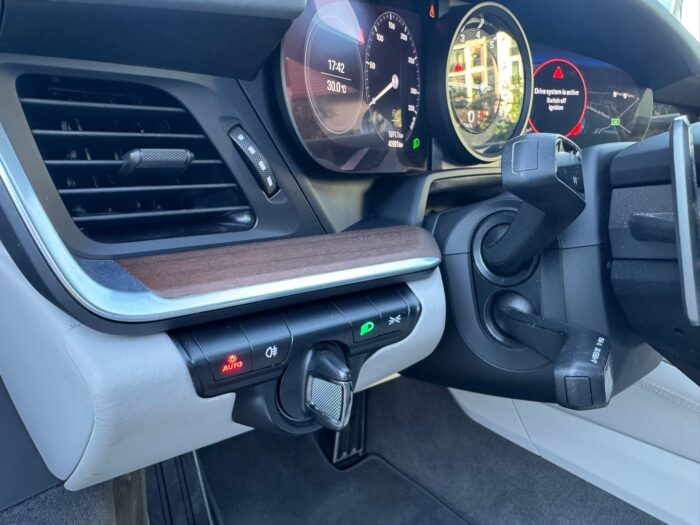 Porsche 911 Carrera Cabriolet PDK - imagine 26