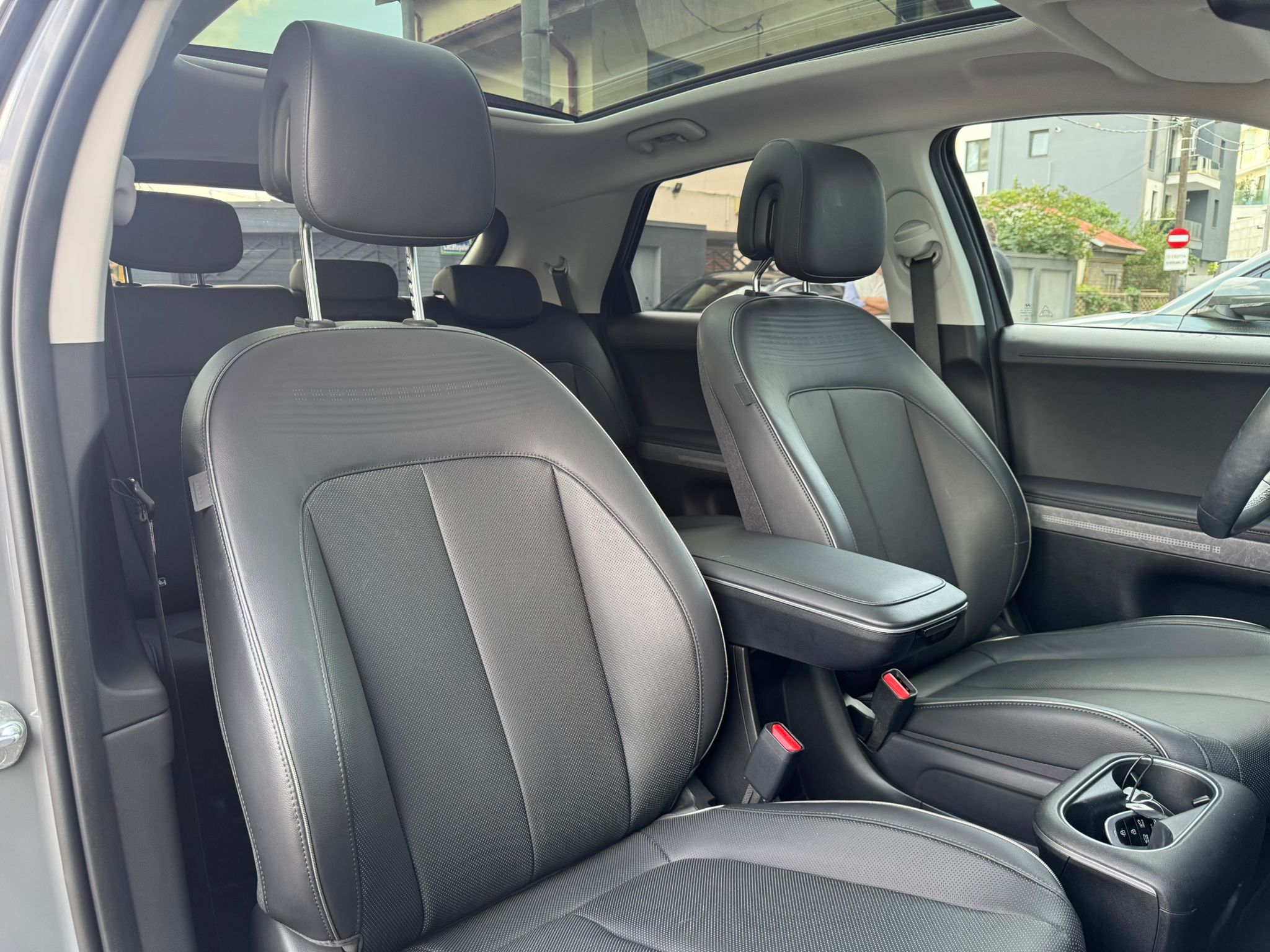 Hyundai IONIQ 5 - imagine 20