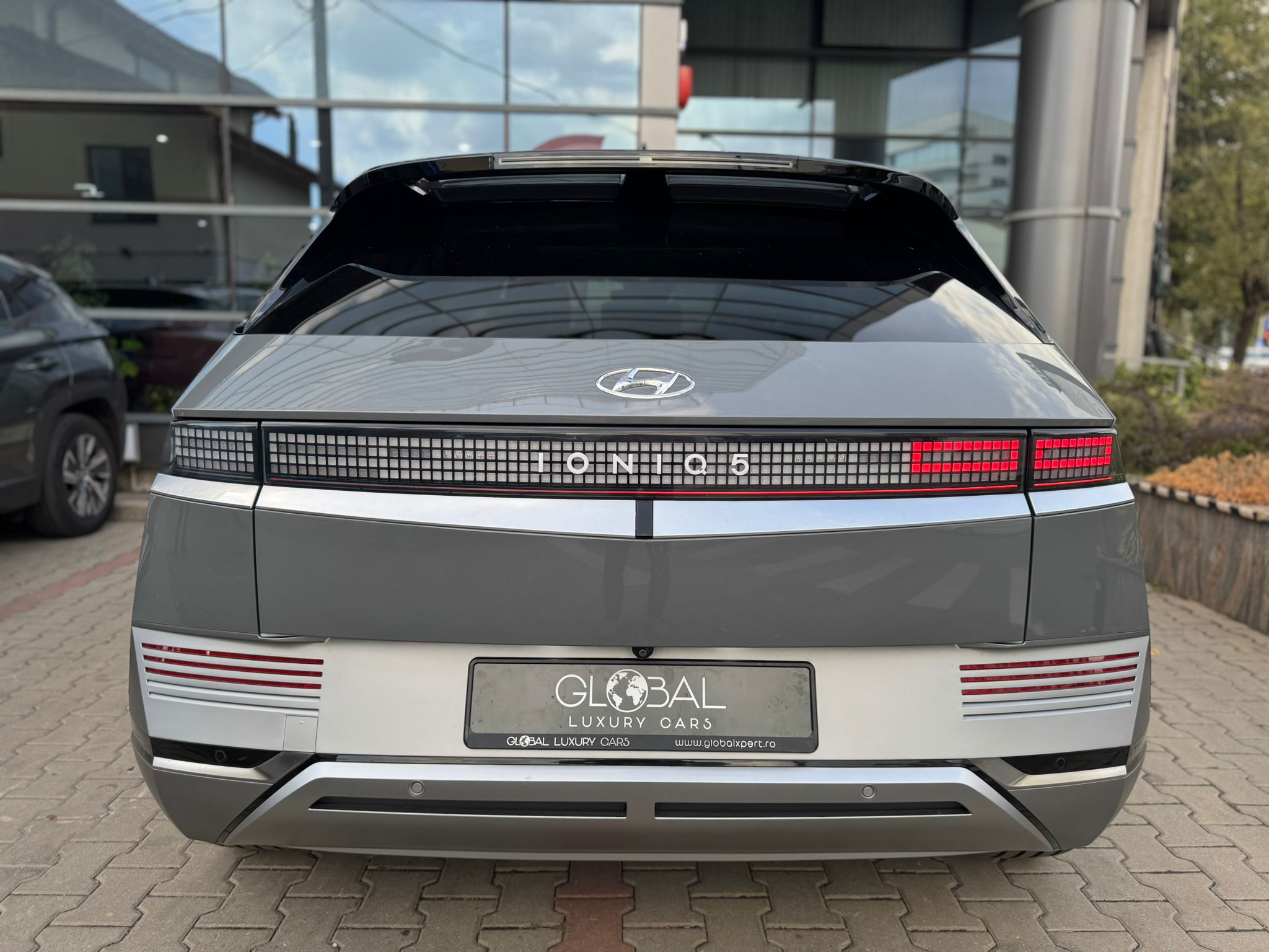 Hyundai IONIQ 5 - imagine 10