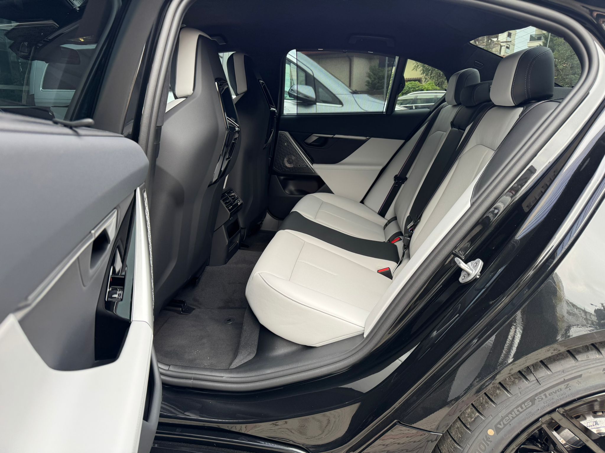 BMW M5 Limousine Carbon - imagine 28