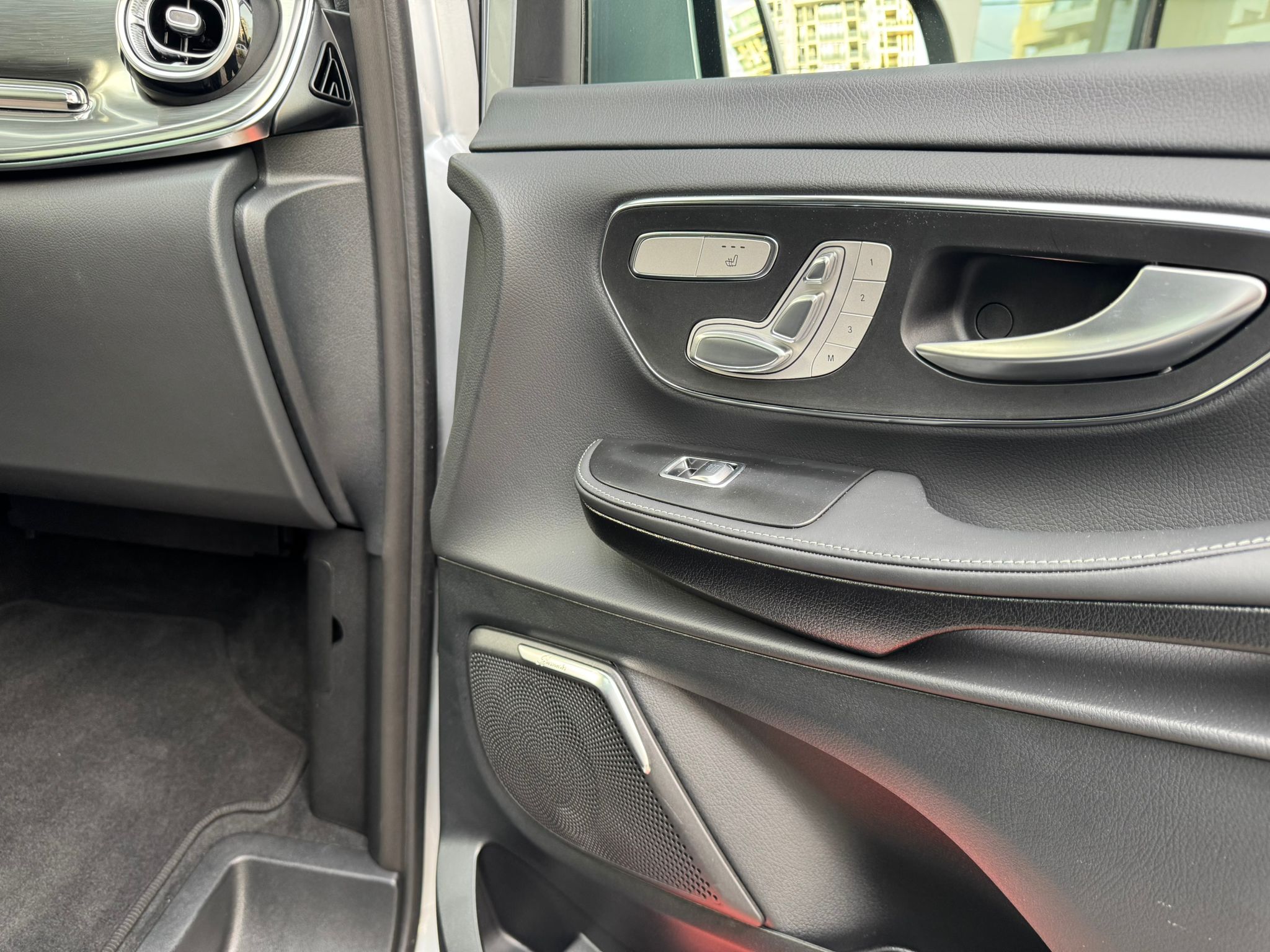 Mercedes-Benz V300d 4Matic Exclusive Long - imagine 21