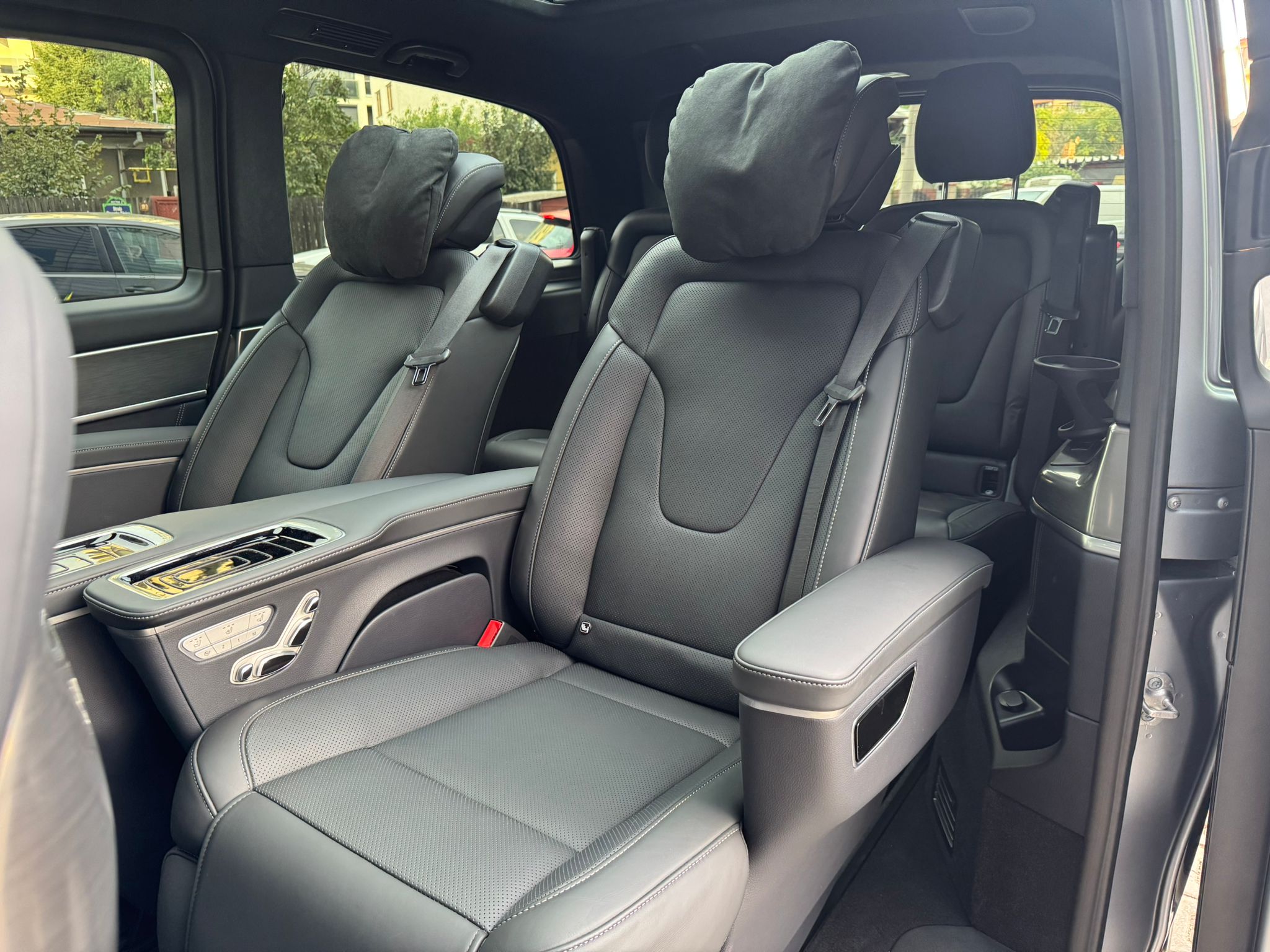 Mercedes-Benz V300d 4Matic Exclusive Long - imagine 28