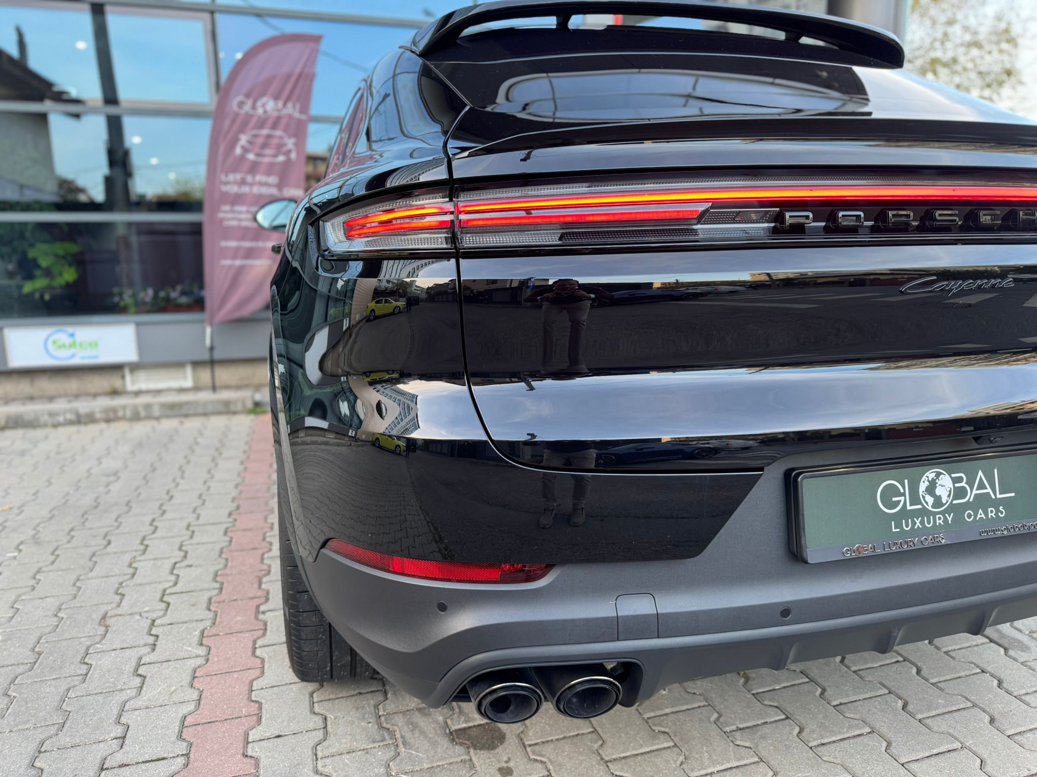 Porsche Cayenne E-Hybrid Coupe - imagine 12