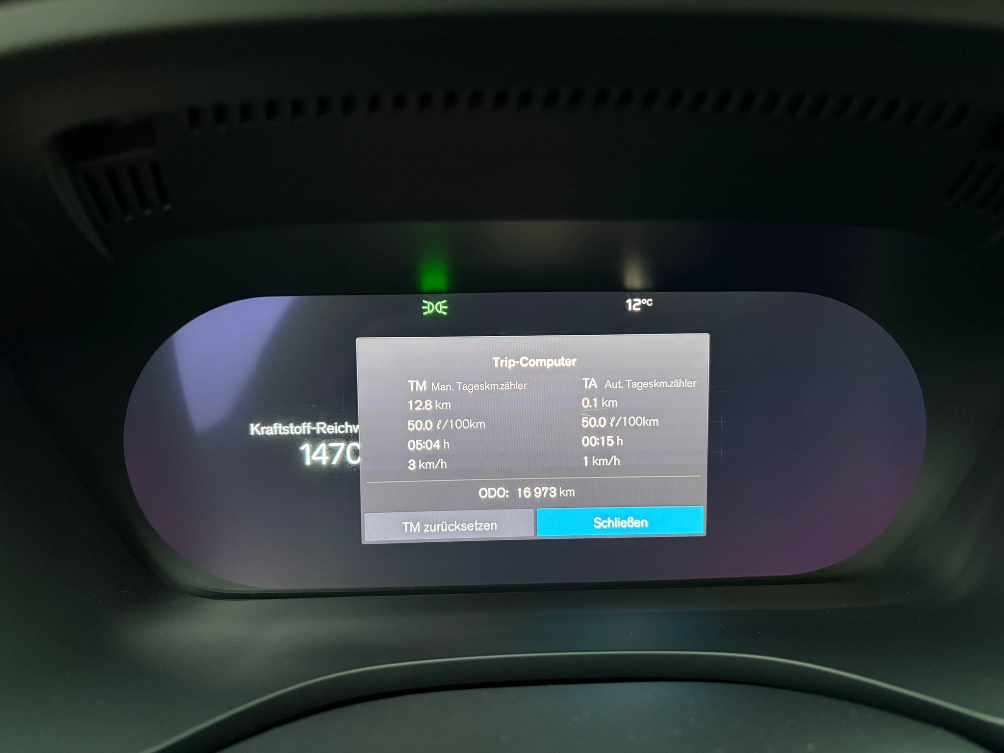 Volvo XC60 B4 Plus Dark - imagine 16