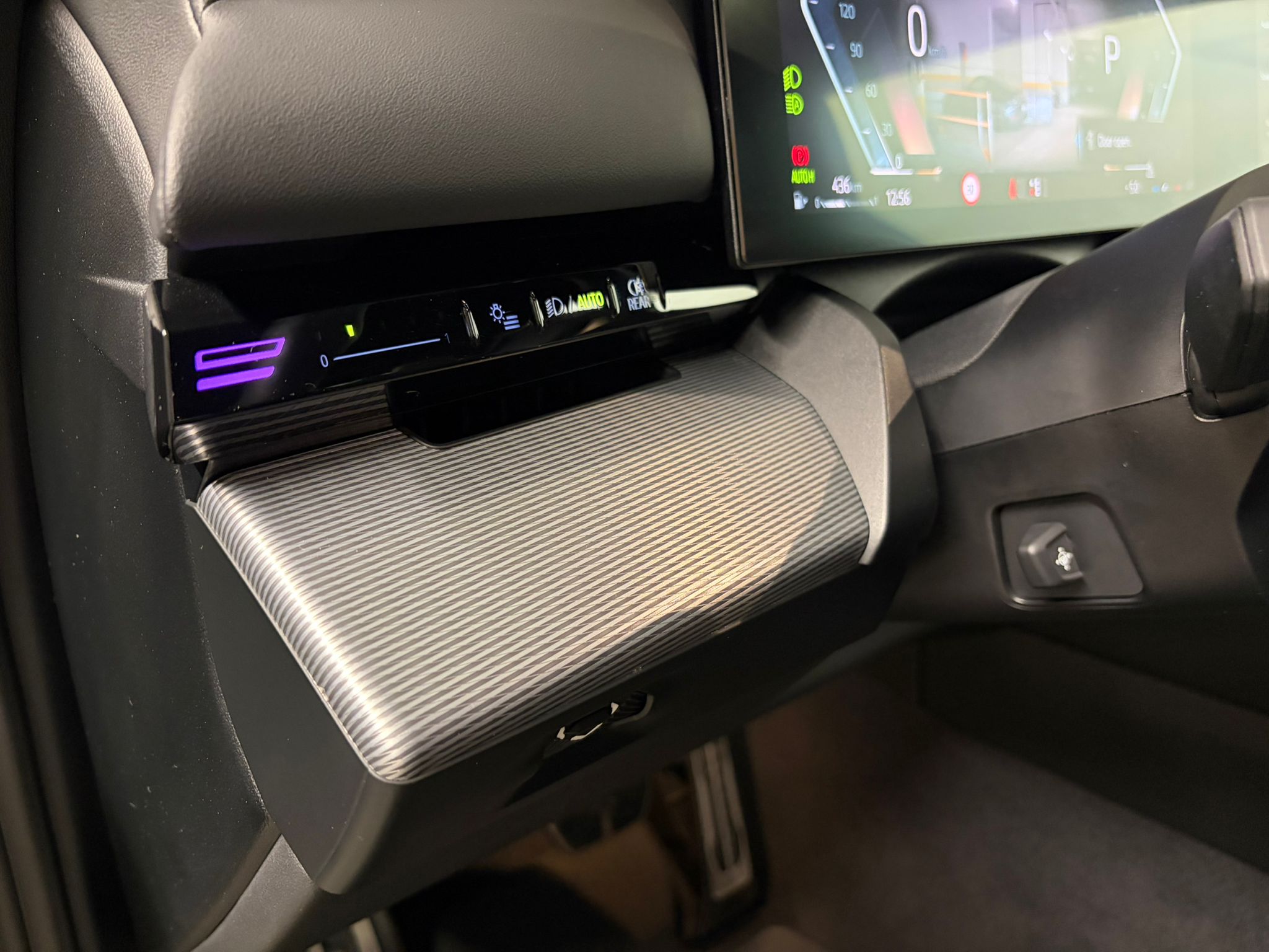 BMW 520D xDrive M-Sport - imagine 16