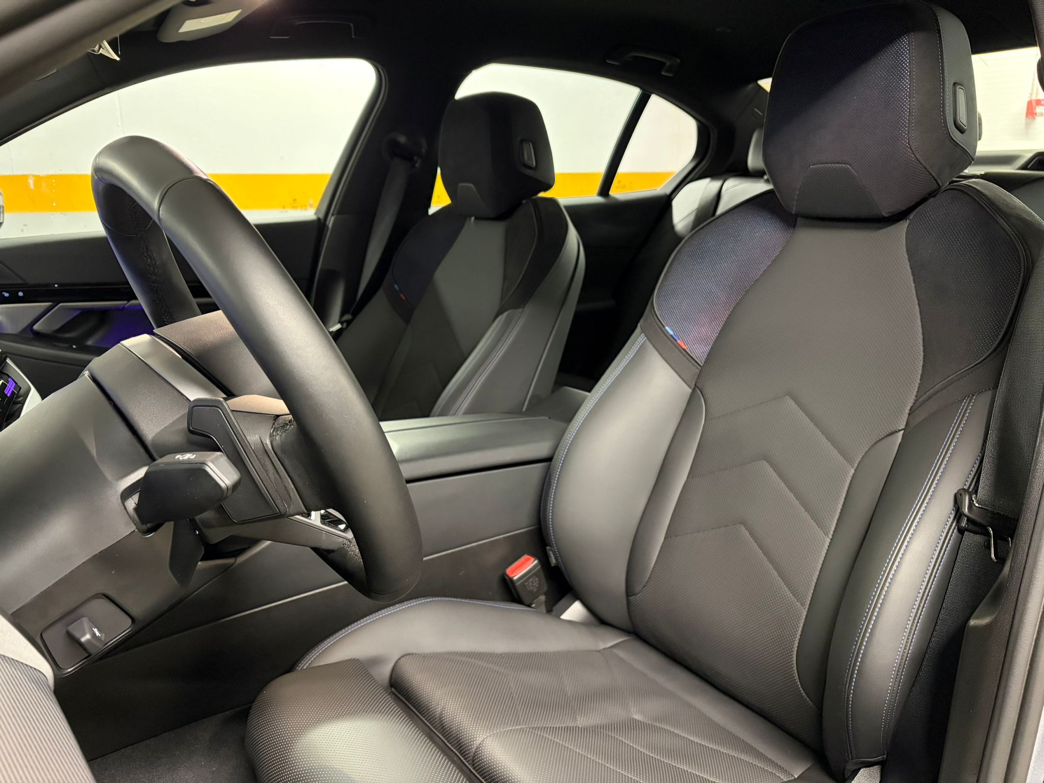 BMW 520D xDrive M-Sport - imagine 3