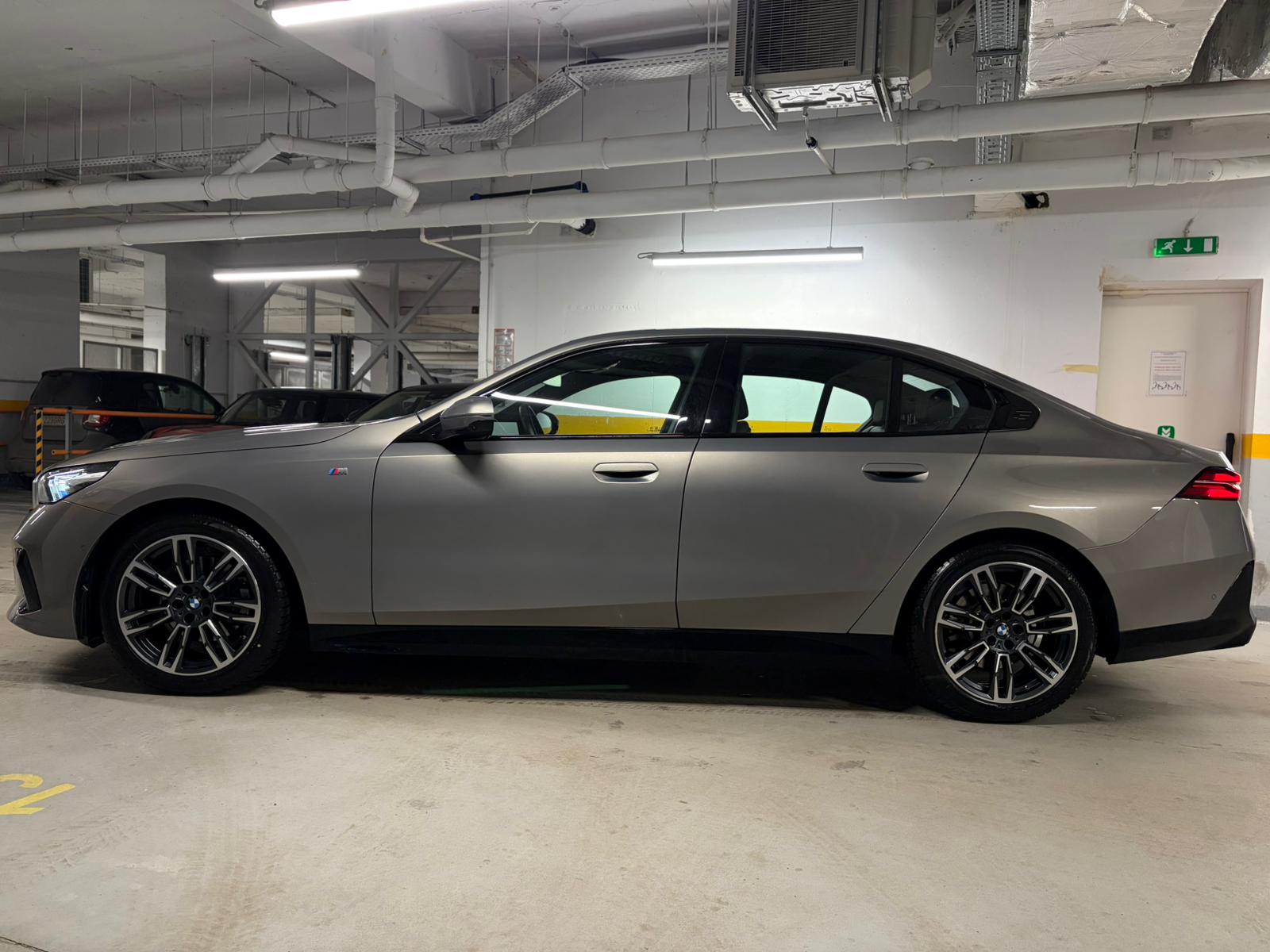 BMW 520D xDrive M-Sport - imagine 8